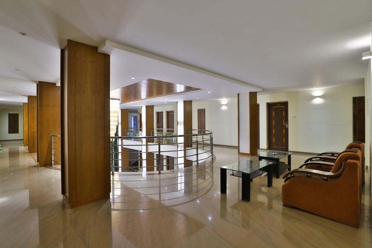 Palette - Hotel Ocean Inn Daman Exteriör bild